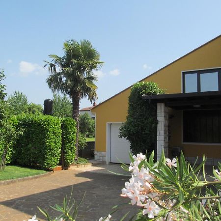 זמברטיה Apartments Zvezdica*** With Garden מראה חיצוני תמונה