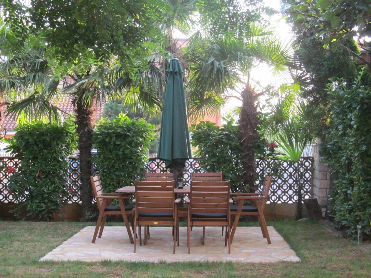 זמברטיה Apartments Zvezdica*** With Garden מראה חיצוני תמונה